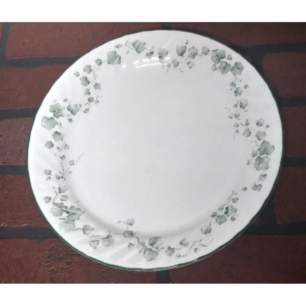 4 pieces Corelle By Corning Callaway Ivy Swirl 2 Dinner Plates 2 salad plates GC
